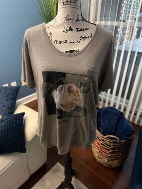 Gray Graphic Tee with Rose Print
